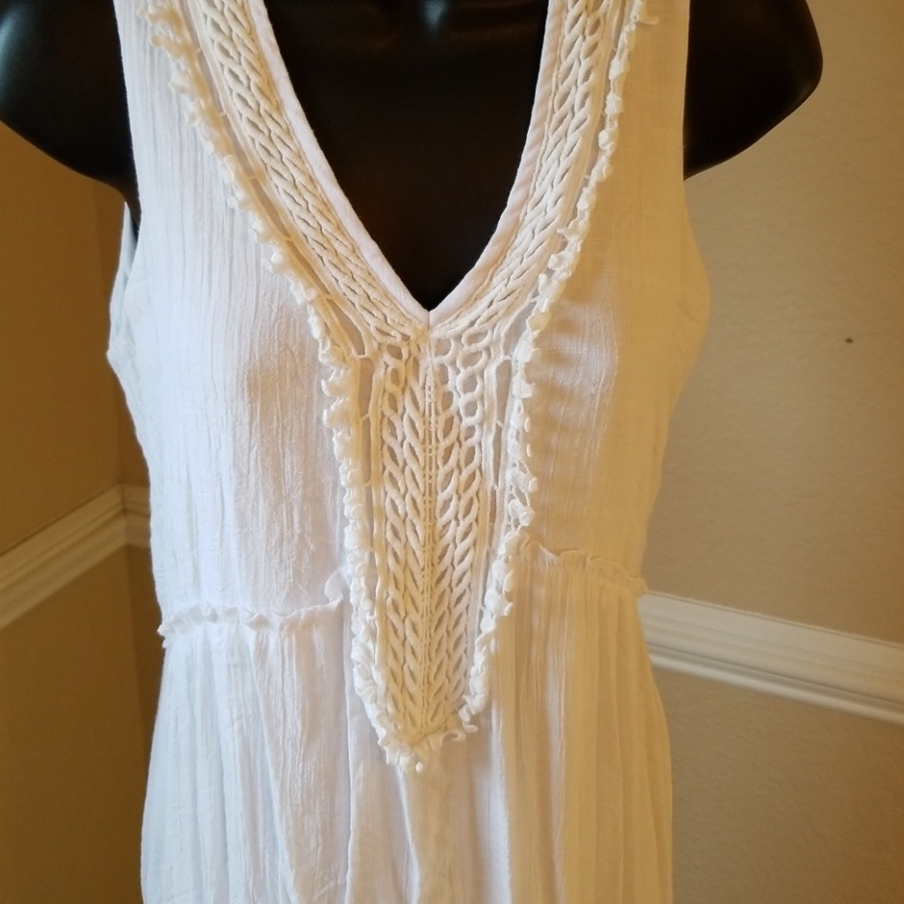 Dress - Picture 2 of 5